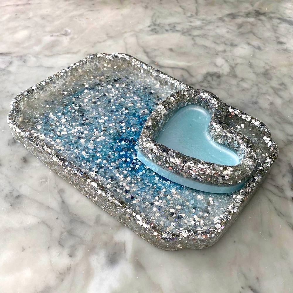 Iridescent glitter tray blue